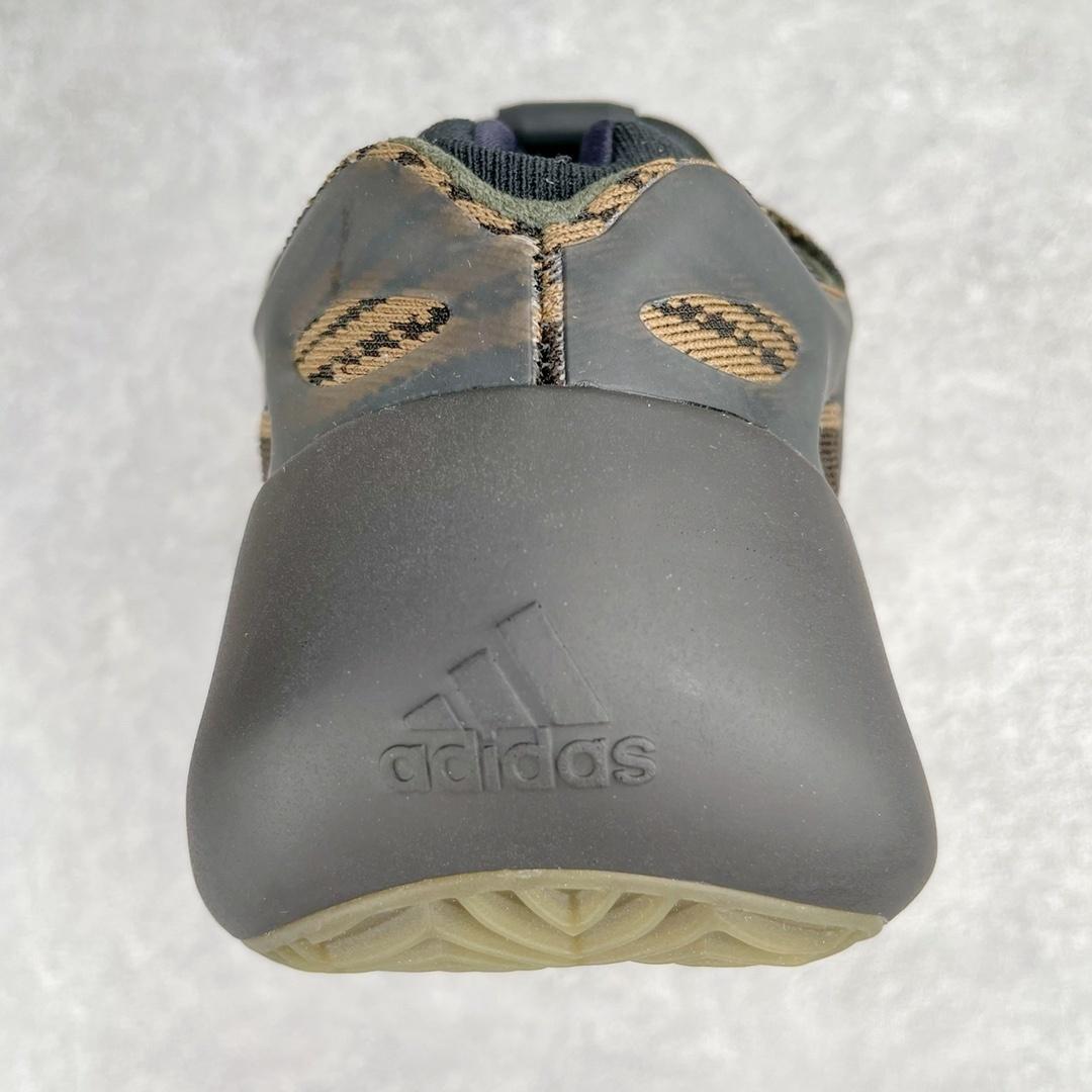 Adidas Yeezy - Coconut 700V3 Black Kirin Color - Imagem 1