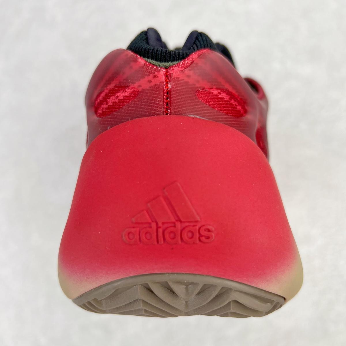 Adidas Yeezy -  Coconut 700V3 Grey Red - Imagem 1