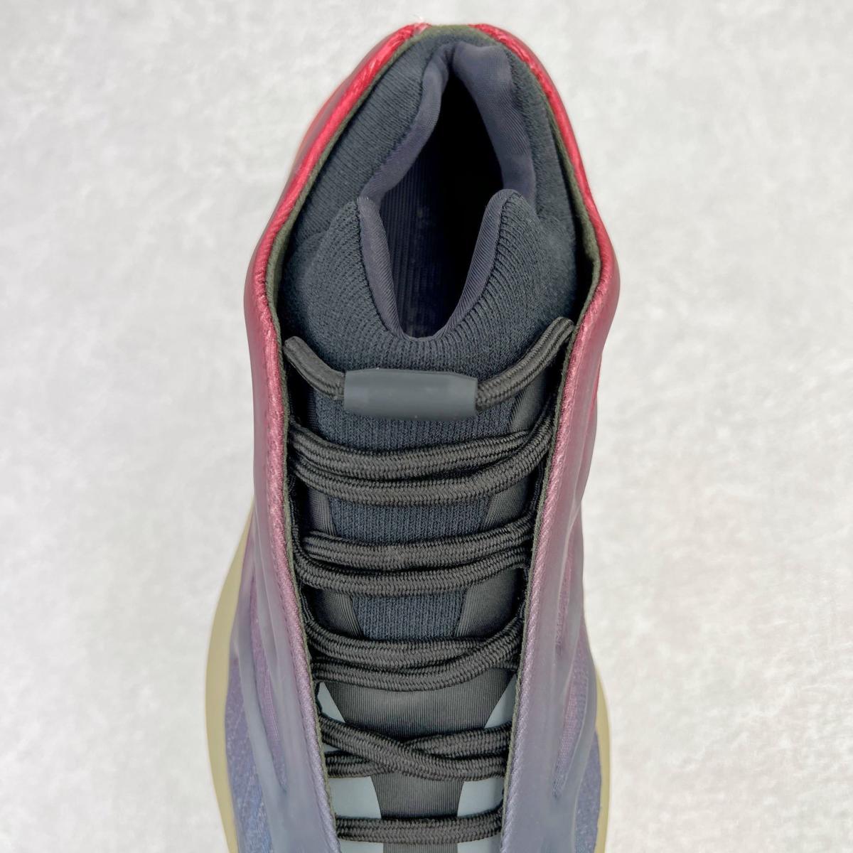 Adidas Yeezy -  Coconut 700V3 Grey Red - Imagem 4